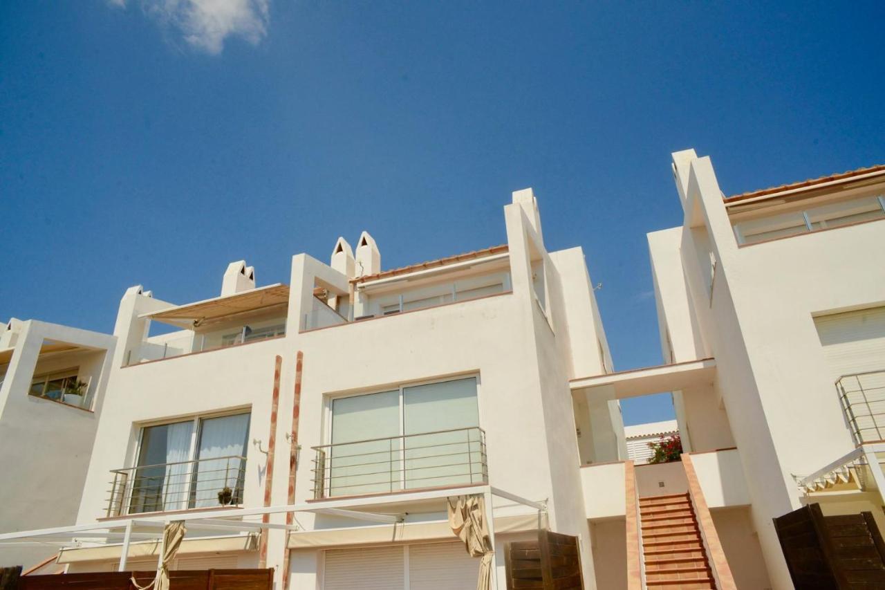 Beachfront Duplex With Terrace And Sea Views - Cadaqués Eksteriør billede