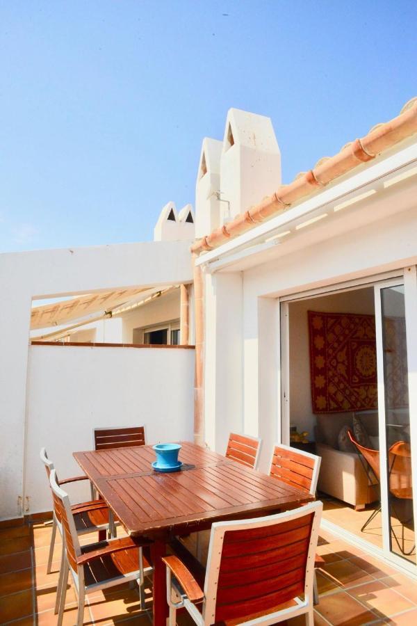 Beachfront Duplex With Terrace And Sea Views - Cadaqués Eksteriør billede