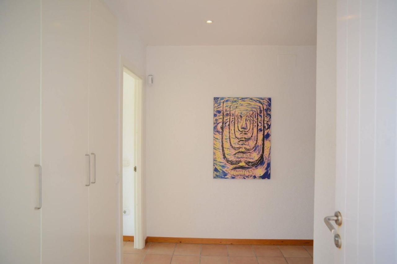 Beachfront Duplex With Terrace And Sea Views - Cadaqués Eksteriør billede