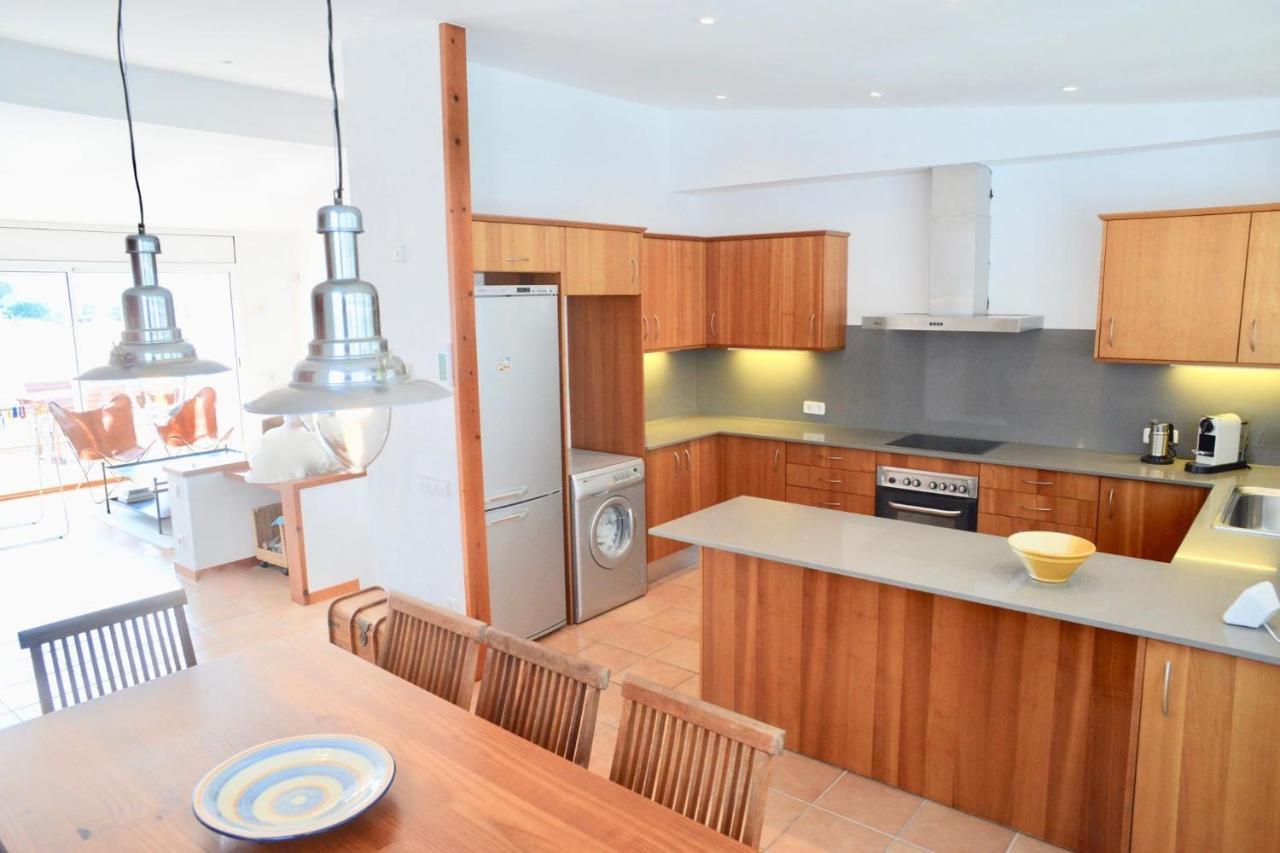 Beachfront Duplex With Terrace And Sea Views - Cadaqués Eksteriør billede