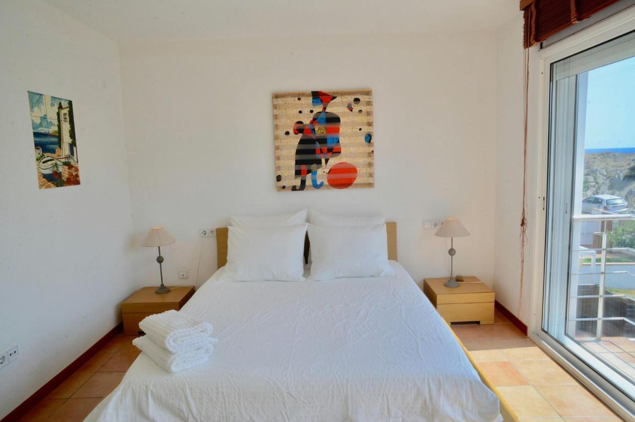 Beachfront Duplex With Terrace And Sea Views - Cadaqués Eksteriør billede