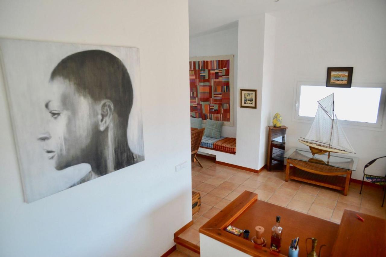 Beachfront Duplex With Terrace And Sea Views - Cadaqués Eksteriør billede