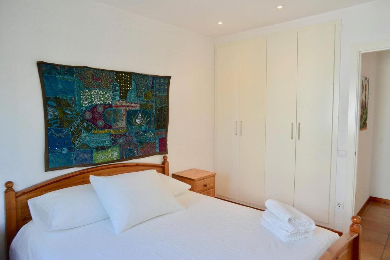Beachfront Duplex With Terrace And Sea Views - Cadaqués Eksteriør billede